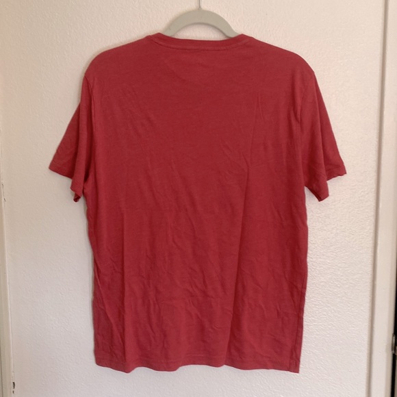 Banana Republic heathered red tshirt - Picture 2 of 4